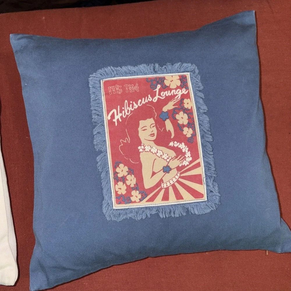 Set Of 2 Pottery Aloha Barn Throw Pillows 12